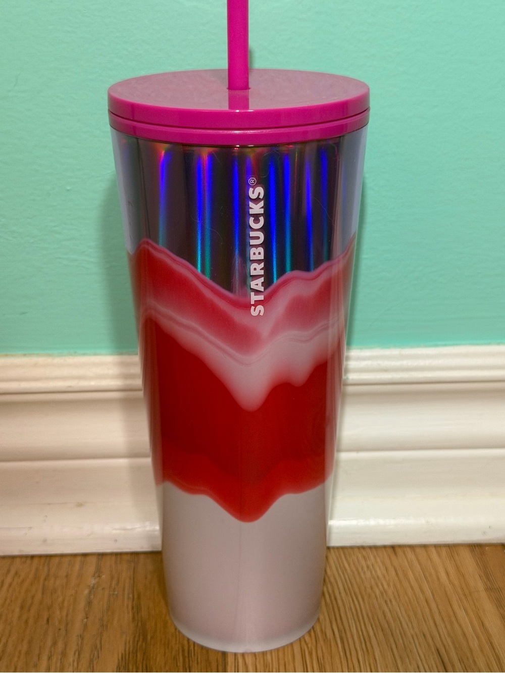 Starbucks 2021 Holiday Pink Wave Cold Cup Tumbler With Straw 24 oz NWT